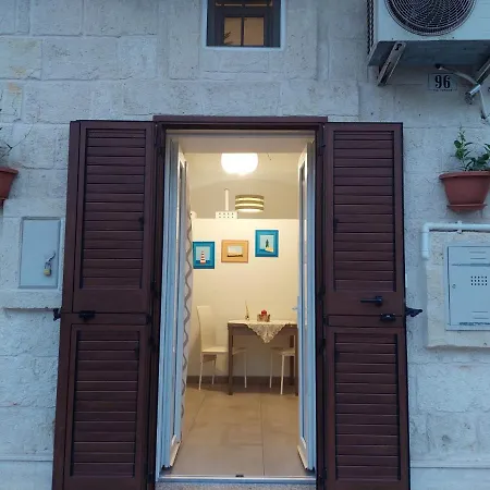 Go To Apartment Monopoli